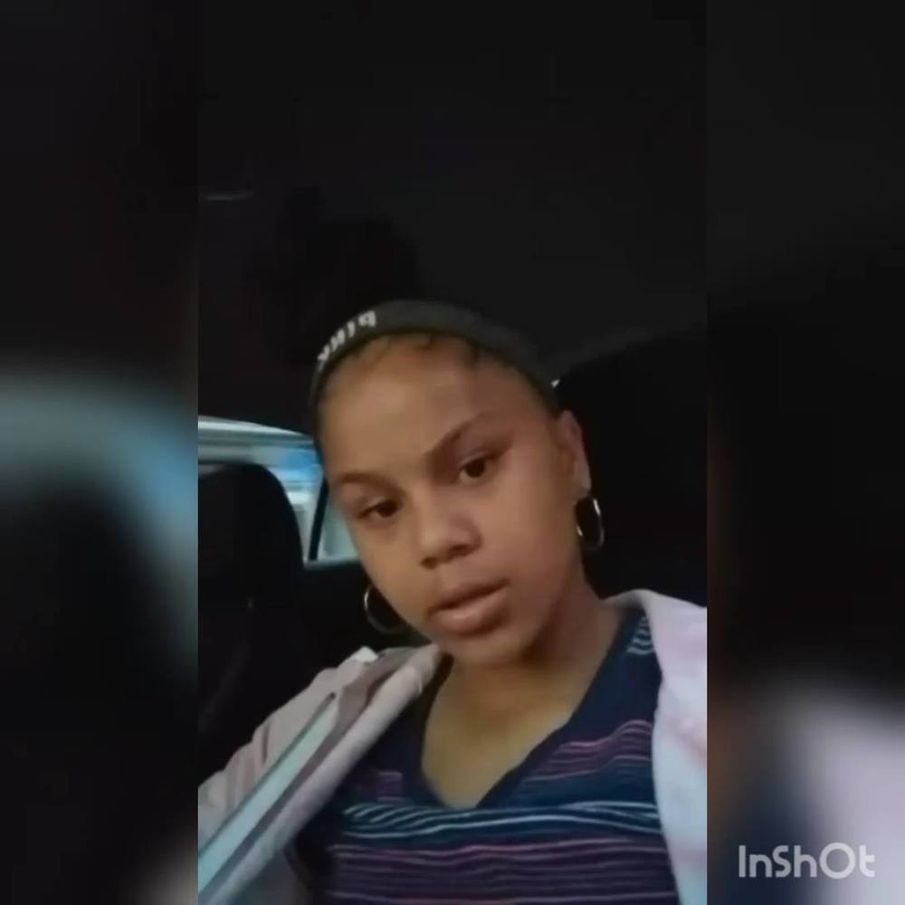 Meet your Posher, Issa